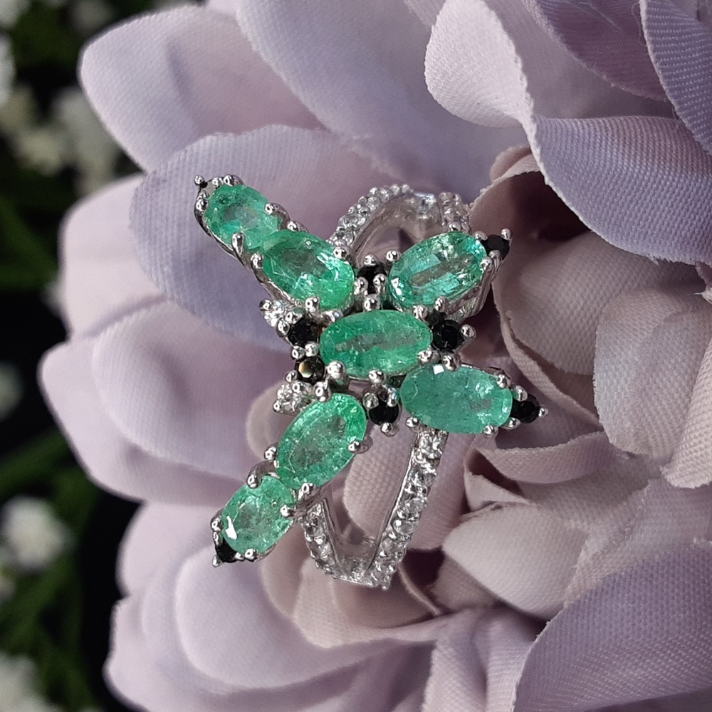 925 Genuine Emeralds And Gemstones.